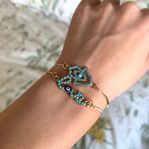 Bracelets - Picture 2 of 5